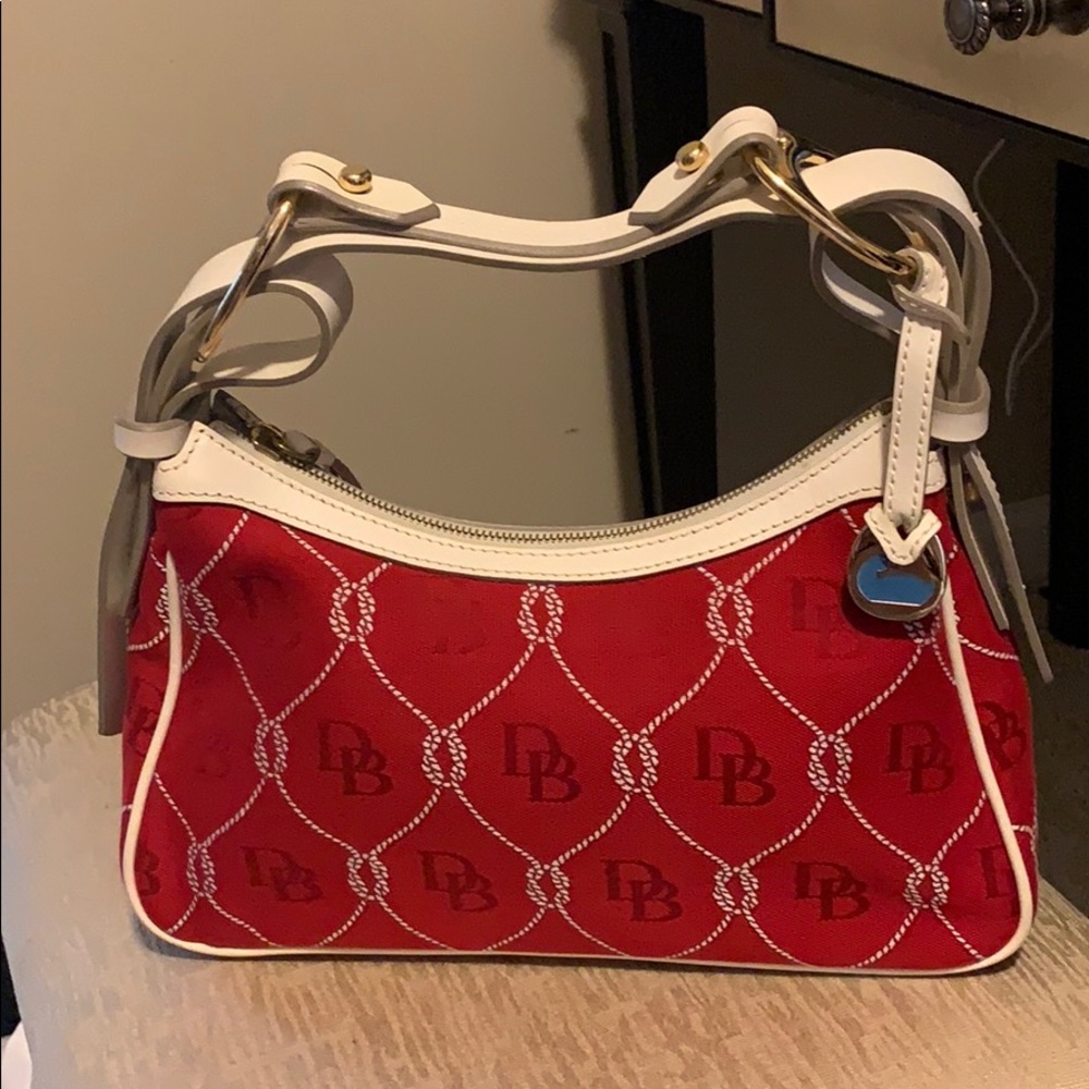 Dooney & Bourke Shoulder bag